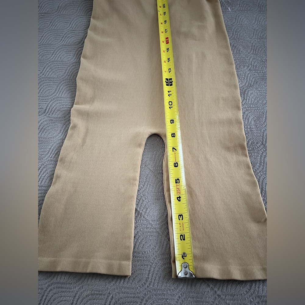 🆕 Free People One to Watch romper in light mustard size XS/small - Picture 11 of 11